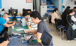 sửa màn hình laptop tại Quảng Ngãi
