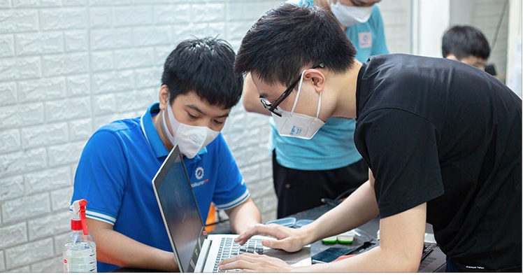 laptop bung bản lề hướng giải quyết - ITQ Computer Quảng Ngãi uy tín